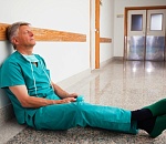 Более 6 000 астраханских медиков воспользовались правом досрочного выхода на пенсию