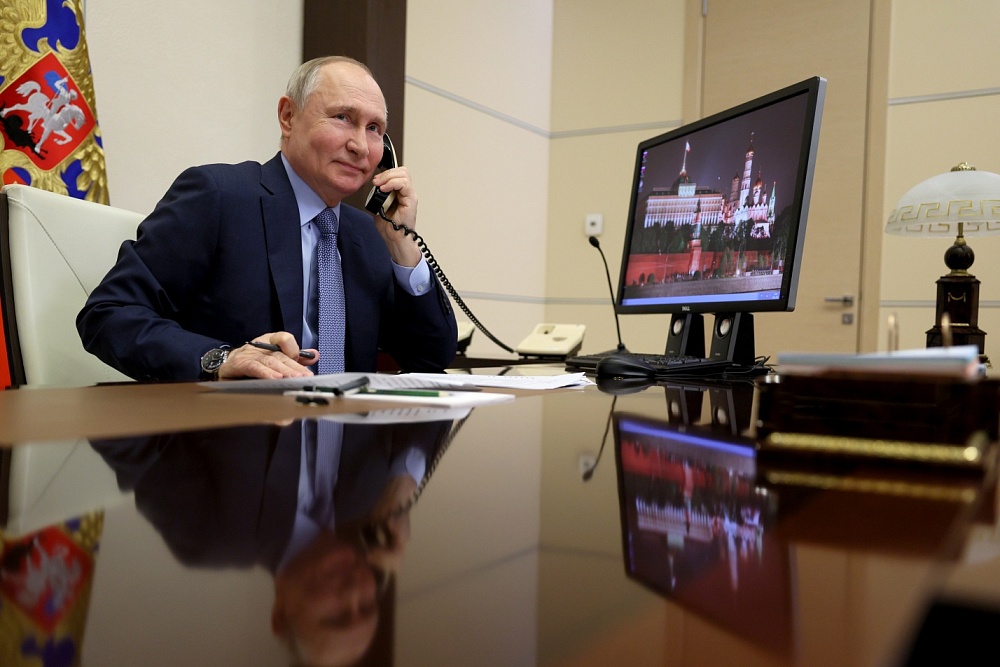 Игорь Мартынов направил поздравление с днем рождения Президенту России Владимиру Путину