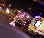 Ночью у ТЦ Астрахани вспыхнул автомобиль