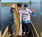 Известный радиоведущий поймал в Астрахани сома-гиганта