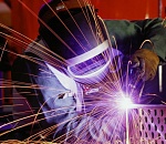 Во время осмотра места работы насмерть разбился сварщик