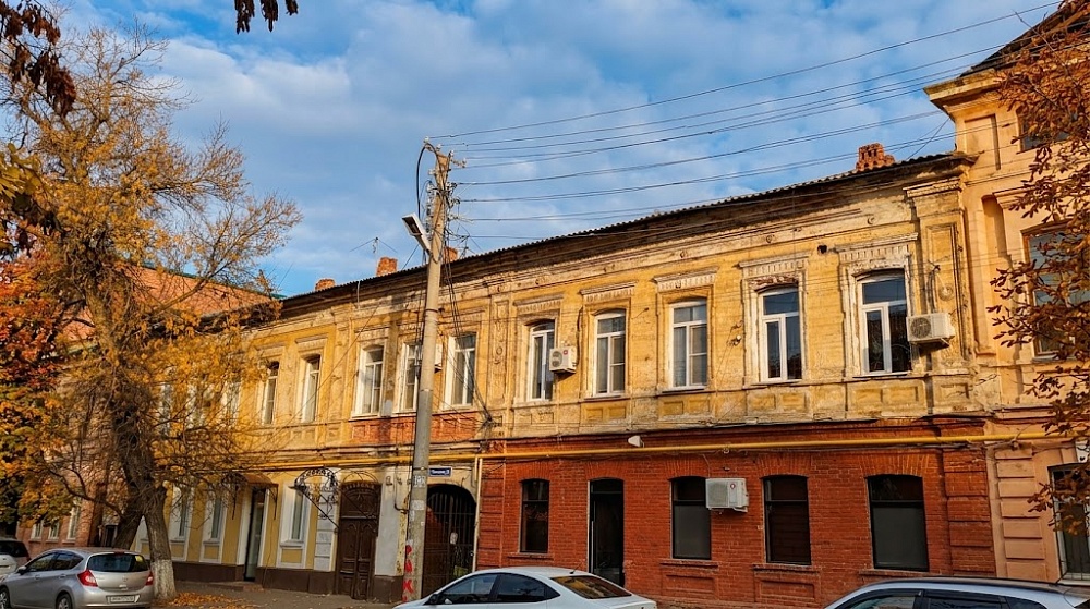 Астраханский суд слил пенный бизнес из старинного особняка