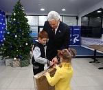 Леонид Огуль исполнил четыре детские мечты с «Ёлки желаний»