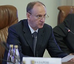 Патрушев: безработные беженцы с Украины осложняют обстановку в ЮФО