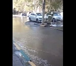 43 дома остались без холодной воды из-за масштабного наводнения на Бабаевского 