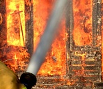 Под Астраханью сгорели две бани – пожарные спасли семь человек