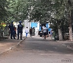 Утром в многоэтажном доме в Астрахани прогремел взрыв, есть пострадавший