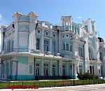 Астраханские молодожёны погнались за красивыми цифрами