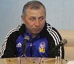 ХАЗРЕТ ДЫШЕКОВ: «МЫ БУДЕМ РАССТАВАТЬСЯ С ФУТБОЛИСТАМИ, КОТОРЫЕ НАС НЕ УСТРАИВАЮТ».