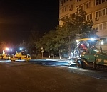 На улице Чугунова в Астрахани уложили асфальт