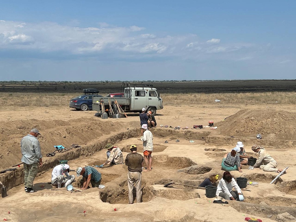 Астраханские археологи набирают команду для участия в раскопках