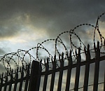 Астраханец пытался пронести в колонию наркотики в трусах