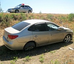  Под Астраханью опрокинулась иномарка: водитель госпитализирован