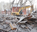 Прокуратура заставляет горадминистрацию снести заброшенные дома