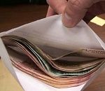 В Астрахани сотрудницу Центра социальной поддержки населения поймали на взятке