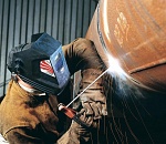 В Астрахани расследуется дело о гибели сварщика на территории завода