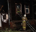 Крупный пожар в Астрахани оставил без жилья шесть семей