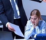 Астраханку незаконно уволили с работы