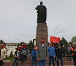 Астраханские коммунисты отметили 150-летие Владимира Ленина