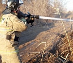 Тушили полдня: в Астраханской области устроили масштабный пожар