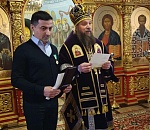 Православная церковь наградила астраханских врачей медалью за борьбу с коронавирусом