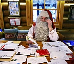 Праздник к нам приходит: установлен специальный почтовый ящик для писем Деду Морозу