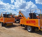 Подметать улицы Астрахани будут современные механические дворники