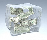 Сэкономленные на заморозке пенсий средства пойдут на поддержку компаний