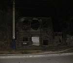 В Астрахани произошел крупный пожар: сгорел заброшенный дом