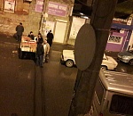 В Астрахани на Больших Исадах автомобиль сбил грузчика 