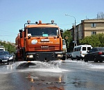 Улицы Астрахани будут поливать водой