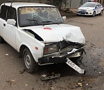 В Астрахани столкнулись сразу четыре машины