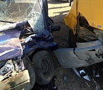 В Астраханской области в лобовом столкновении пострадало 5 человек