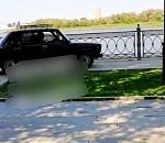 В Астрахани по видео вычислили водителя, который разъезжал на авто по набережной Волги