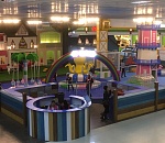 Где находится самый большой детский городок в Астрахани?