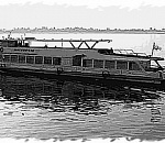 В Астрахани губернатор пообещал восстановить речные трамвайчики