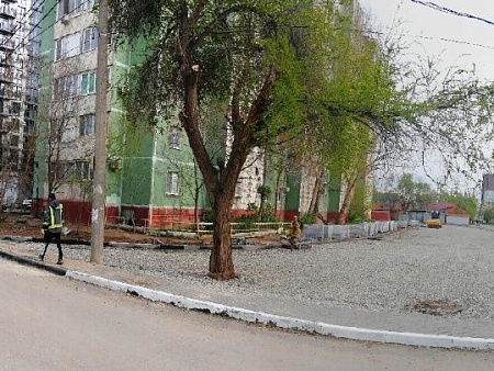 Урбанизм по-астрахански: пятьсот квартир на двенадцать парковочных мест