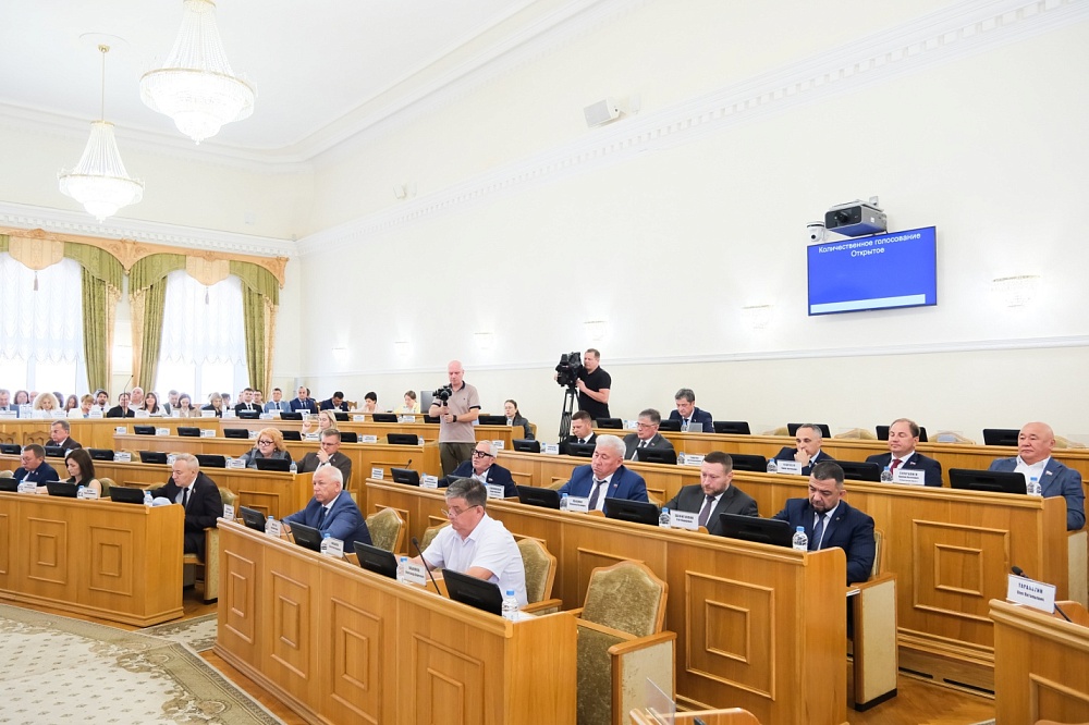Астраханским семьям утвердили размеры пособия на детей