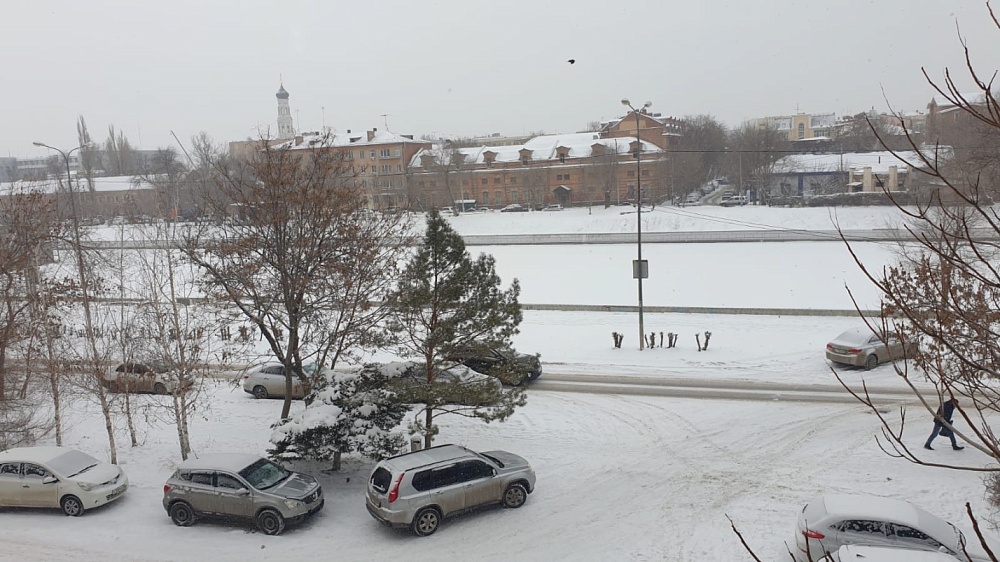Вчерашний снегопад в Астраханской области привел к 63 ДТП