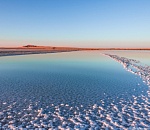 Астраханский Баскунчак вошел в топ-10 самых красивых озер России для осенних путешествий