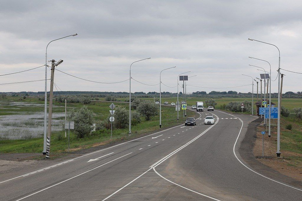 В Астраханской области впервые применили новую технологию для дорожной разметки