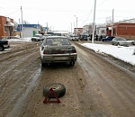 Под Астраханью второклассница попала под машину