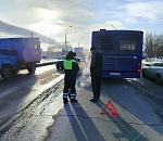 Депутат астраханской облдумы попал в ДТП из-за синего автобуса