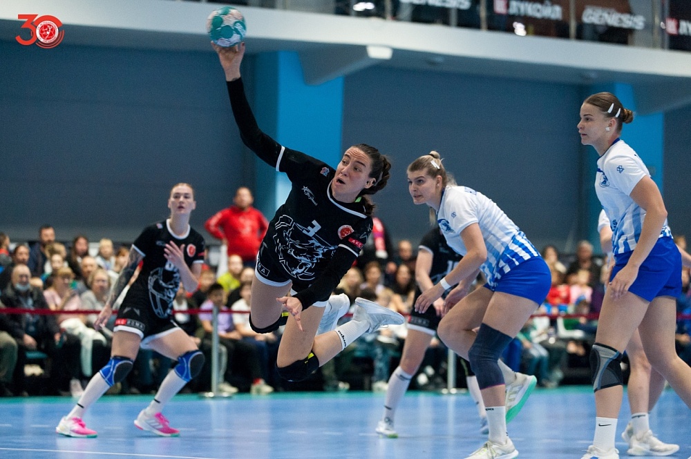 «Астраханочка» устроила с «Черноморочкой» валидольный матч  