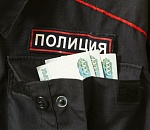 Под Астраханью полицейский покрывал незаконную добычу соли за деньги