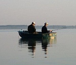 В Астраханской области перевернулась лодка с рыбаками: один из них утонул