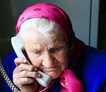 За один день телефонные мошенники похитили более 200 000 рублей у 99- и 97-летних астраханок