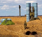 Зенитчики на учениях в Астраханской области поразили низколетящие цели