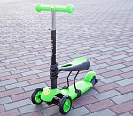 В Астрахани таксист сбил пятилетнего мальчика на самокате