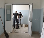 До конца года в Астраханской области планируется отремонтировать шесть поликлиник